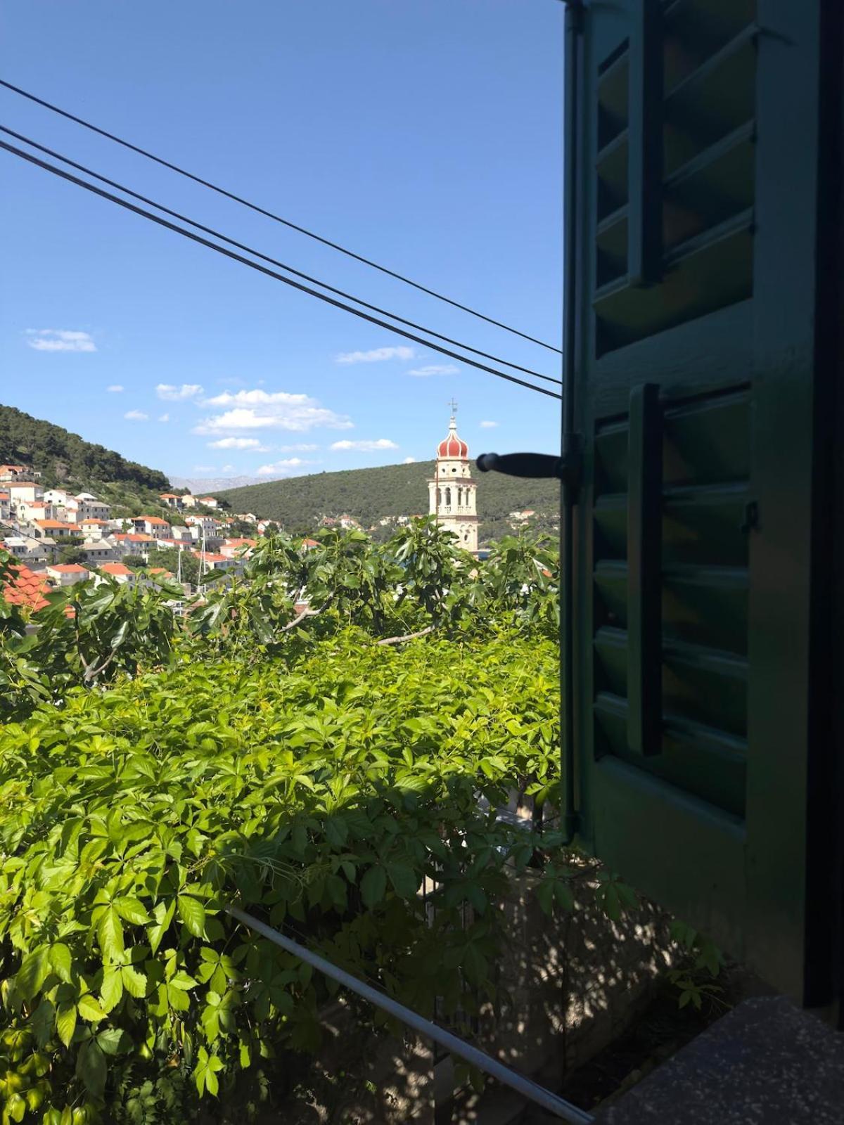 Villa Visilo Stone House Pucisca Exterior foto